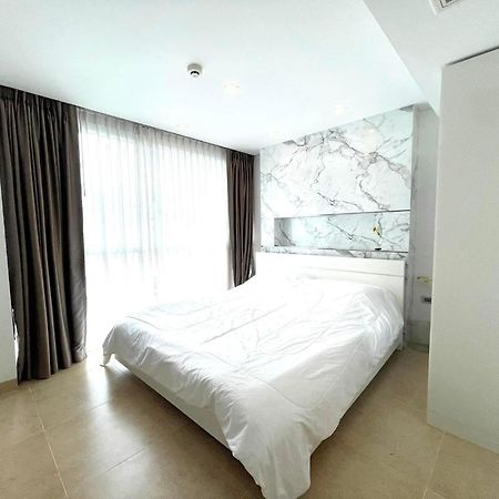 2 Bedrooms Near Pattaya Beach Eksteriør bilde