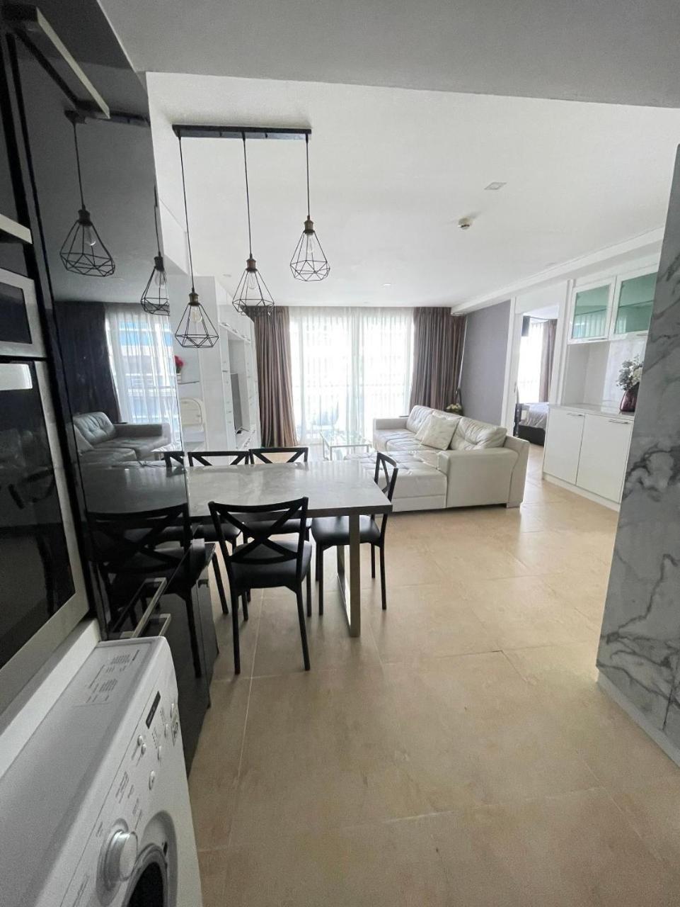 2 Bedrooms Near Pattaya Beach Eksteriør bilde
